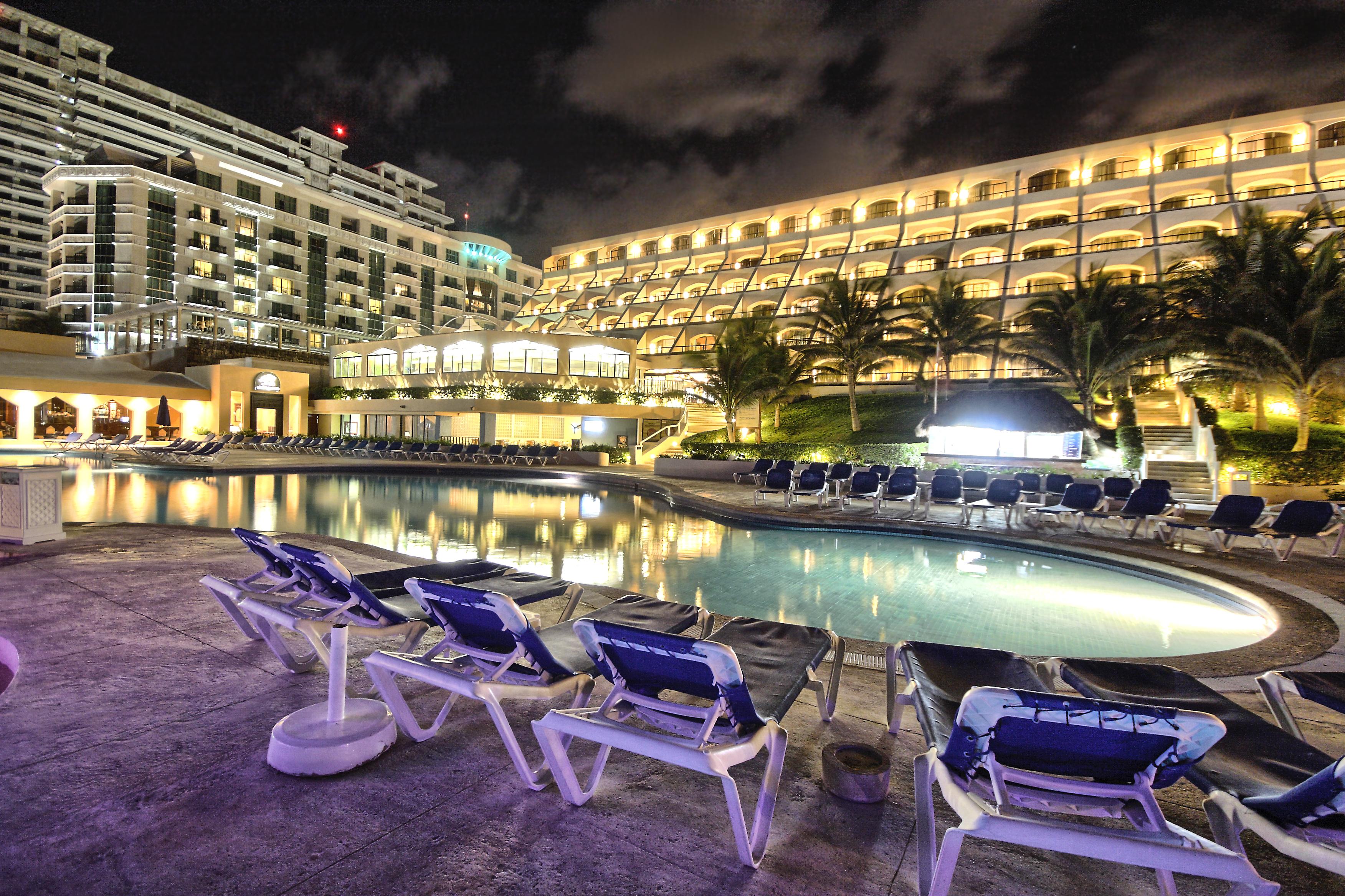 Golden Parnassus Resort & Spa (Adults Only) Cancun Ngoại thất bức ảnh