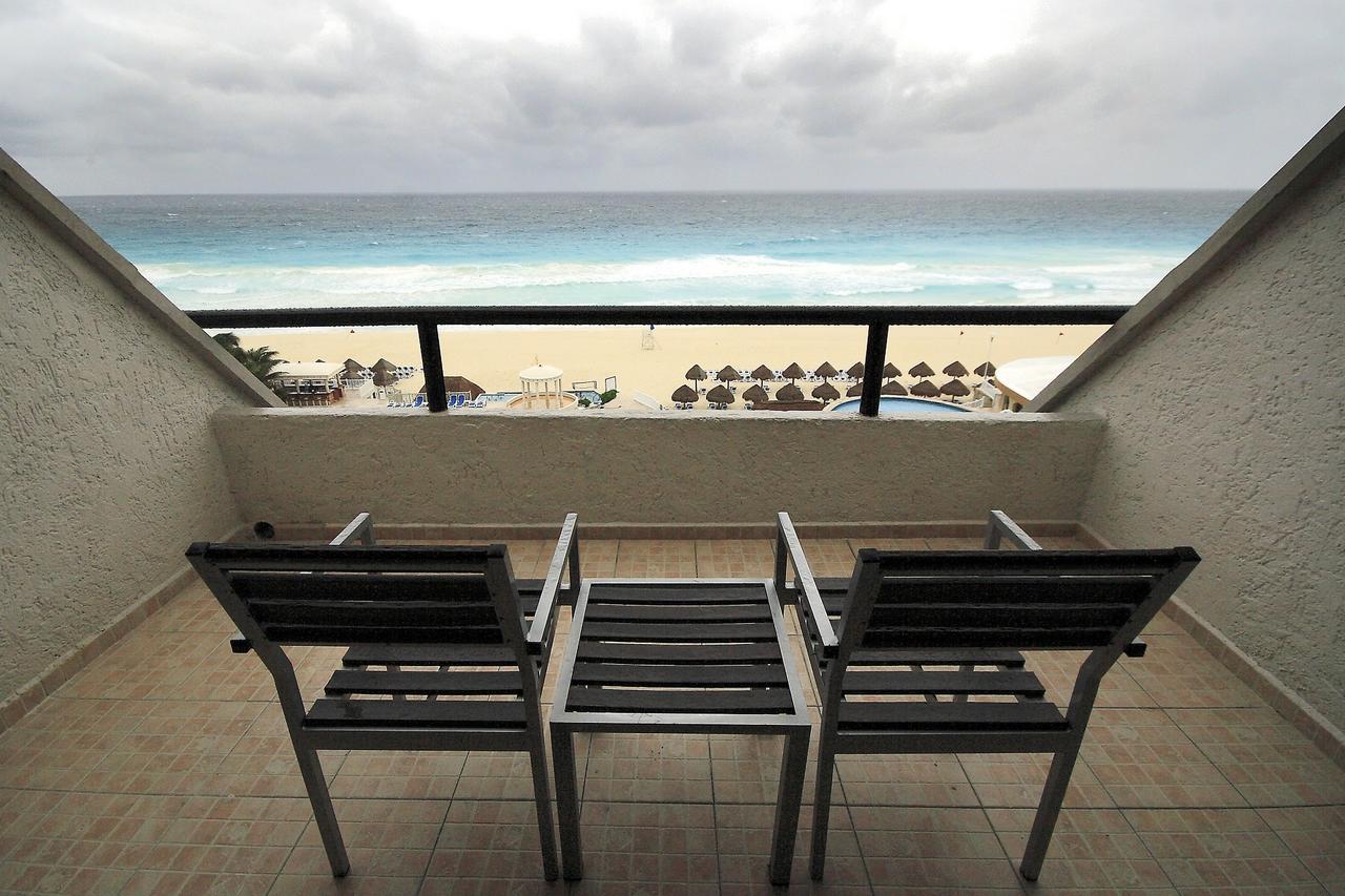 Golden Parnassus Resort & Spa (Adults Only) Cancun Ngoại thất bức ảnh